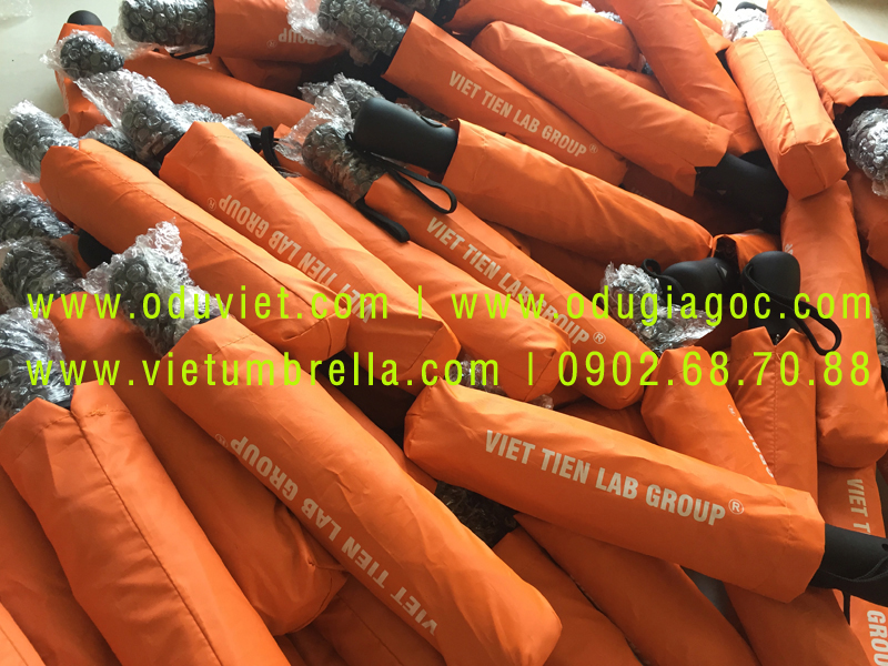 xưởng sản xuất ô dù cầm tay in logo quảng cáo